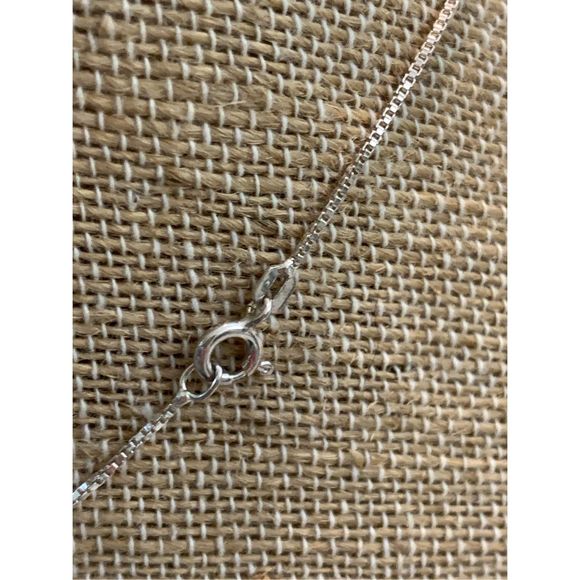 .925 Sterling Silver Box Chain with Black White Lampwork Bead - Picture 5 of 5